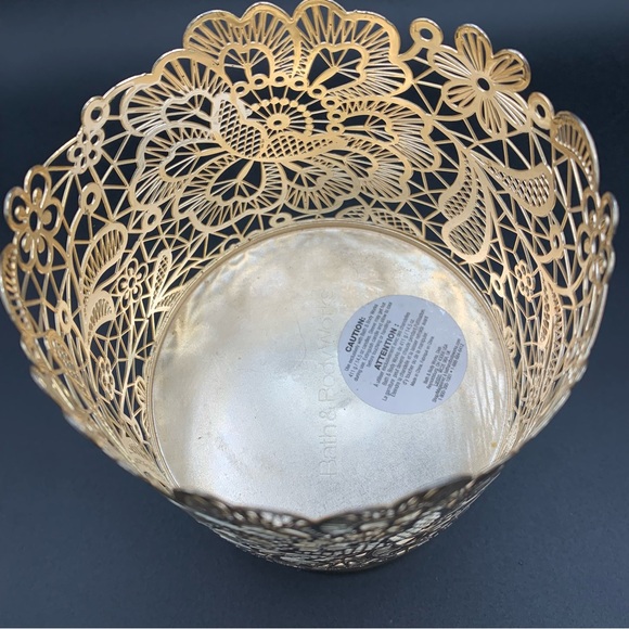 BATH & BODY WORKS GOLD GEM GLASS PEDESTAL LARGE 3 WICK CANDLE HOLDER - Picture 8 of 8